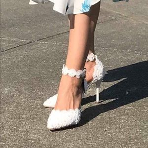 Ladies Pumps Bride Wedding Or Party Shoes.